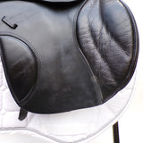 Kent & Masters  S-Series Jump Saddle (MJJ) (adjustable), 17" Black (SKU530)