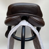 Silhouette monoflap event / jump Insignia saddle, 17" Extra Extra Wide (XXW), Brown (SKU293)