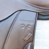 Voltaire Essentials Monoflap Jump saddle, 17" Ex-Demo, Brown, Adjustable (SKU332)