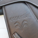Voltaire Essentials Monoflap Jump saddle, 17.5", Brown, Adjustable (SKU335)