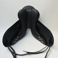 Albion Fabrento Dressage Saddle - 16.5" MW (Adjusta Model) Black (SKU420) NEW
