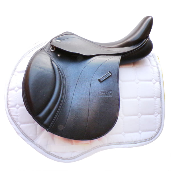 GFS Monarch Regency-X Jump Saddle, Adjustable Gullet - 17" Black (SKU178) - BUY IT NOW