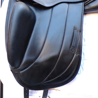 Albion Fabrento Dressage Saddle, 17" MW (Adjusta Model) Black (SKU513)