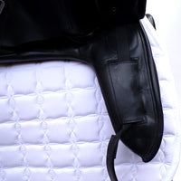 Bates Innova Dressage Saddle (Flocked) - Size 1 (17-17.5") Black (Easy Change System) (SKU417)
