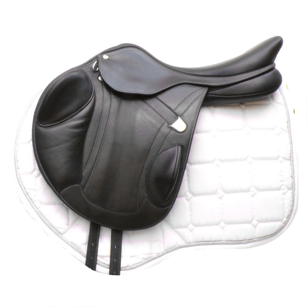 Bates Advanta Monoflap XC / Jump saddle (Adjustable), 17", Black (Easy Change System) (SKU531) - BUY IT NOW