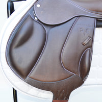 Voltaire Essentials Monoflap Jump saddle, 17" Ex-Demo, Brown, Adjustable (SKU332)